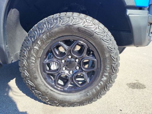 Used 2025 Chevrolet Silverado 1500 ZR2 w/ ZR2 Bison Edition AWD/4WD image 30