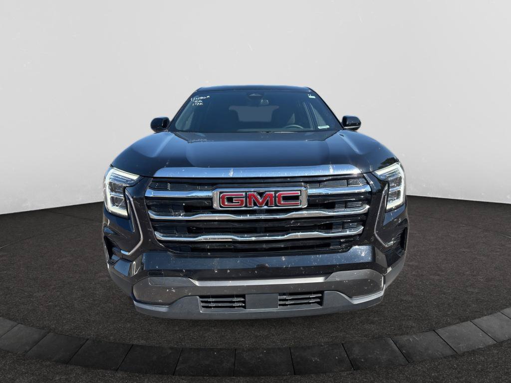 Used 2026 GMC Terrain Elevation FWD image 2