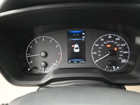 Used 2025 Toyota Corolla LE image 6