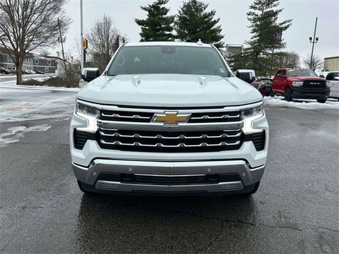 Used 2022 Chevrolet Silverado 1500 LTZ w/ LTZ Premium Package image 10