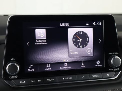 Used 2026 Nissan Rogue SV FWD image 29