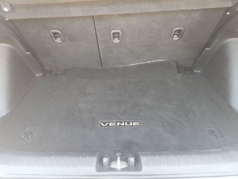 Used 2023 Hyundai Venue SEL FWD image 23