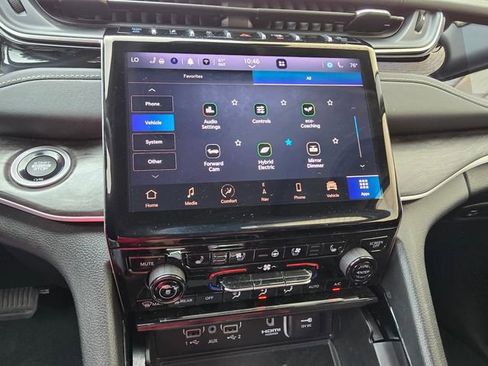 Used 2022 Jeep Grand Cherokee Limited 4xe w/ Luxury Tech Group II AWD/4WD image 64