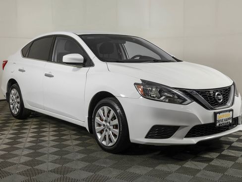 Used 2018 Nissan Sentra S FWD image 11