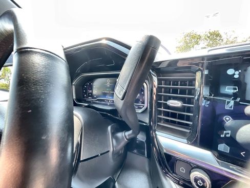 Used 2023 Chevrolet Silverado 1500 RST image 16