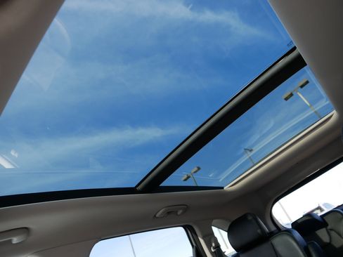 Certified 2021 Kia Sorento SX Prestige image 32