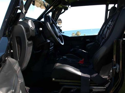 Used 2013 Jeep Wrangler Unlimited Rubicon w/ Dual Top Group image 39