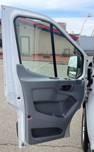 Used 2018 Ford Transit 150 148 Medium Roof RWD image 11