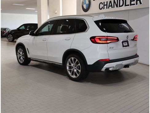 Used 2023 BMW X5 xDrive40i w/ Premium Package AWD/4WD image 5