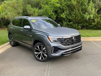 Used 2025 Volkswagen Atlas SEL Premium R-Line