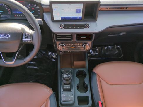 Used 2022 Ford Maverick Lariat w/ Lariat Luxury Package image 11