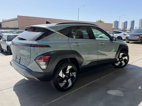 Used 2024 Hyundai Kona Limited FWD image 4