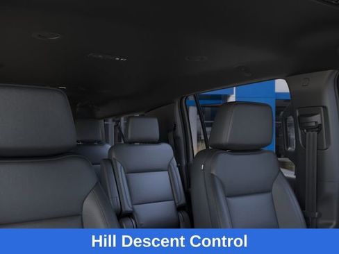 New 2026 Chevrolet Suburban LT w/ Comfort Package AWD/4WD image 25