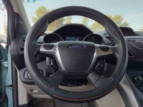 Used 2013 Ford Escape SE image 18