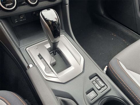 Used 2023 Subaru Crosstrek 2.0i Premium image 27