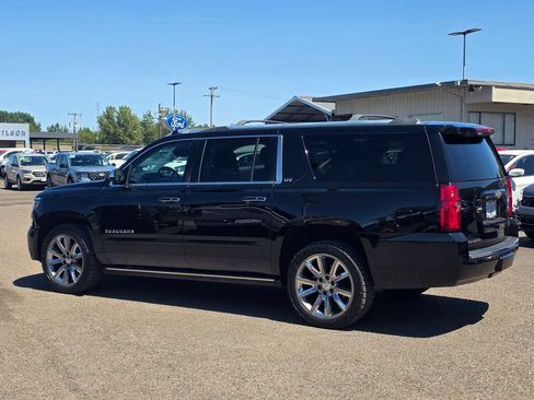 Used 2015 Chevrolet Suburban LTZ AWD/4WD image 31