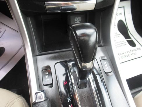 Used 2015 Honda Accord EX-L image 25