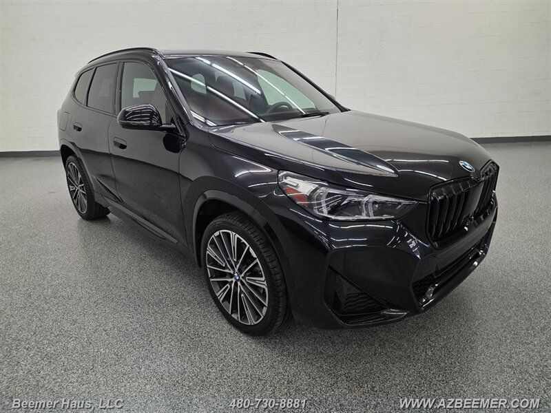Used 2023 BMW X1 xDrive28i w/ Premium Package AWD/4WD image 8
