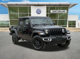 Used 2023 Jeep Gladiator Sport video 1