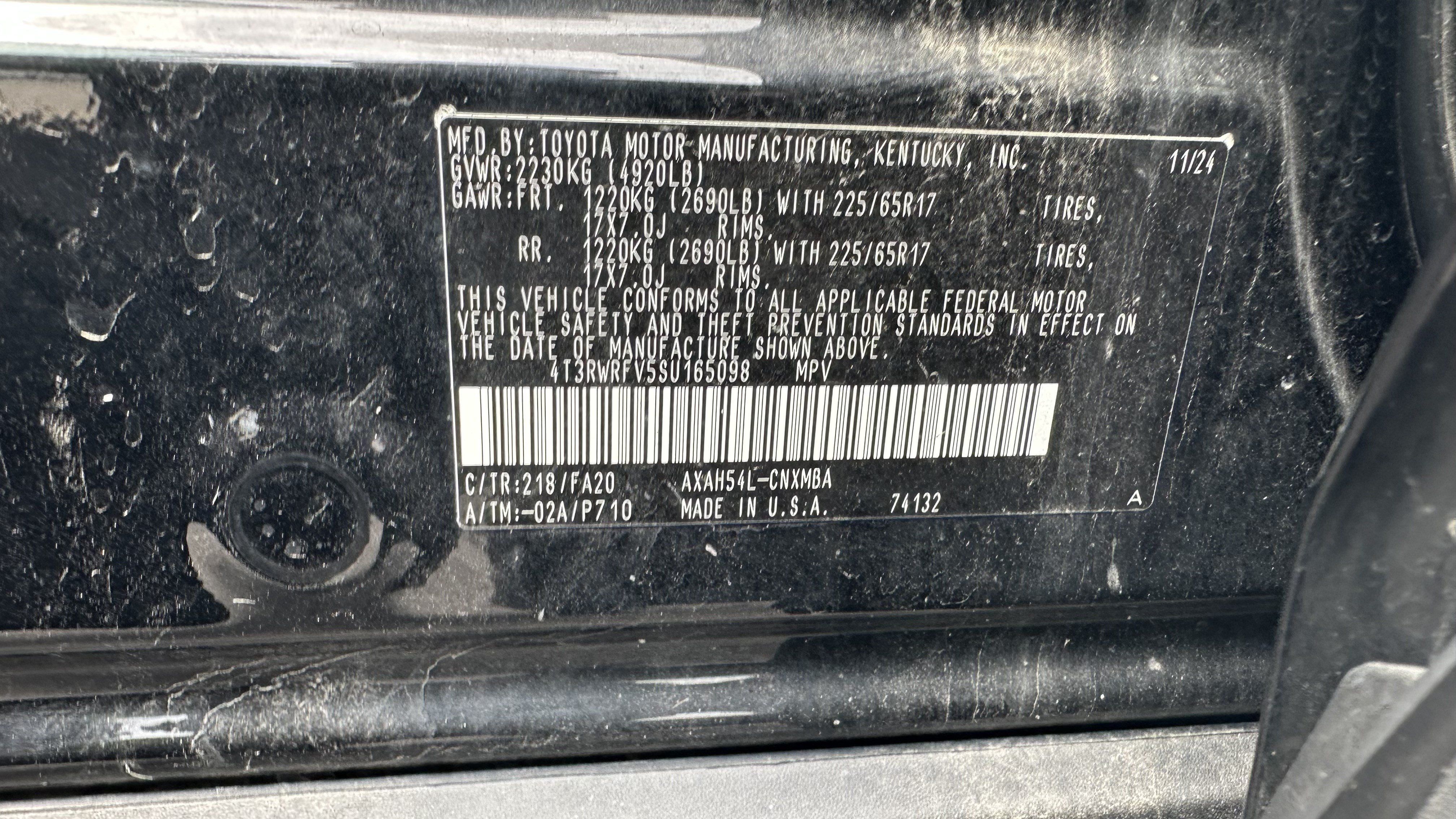 Used 2025 Toyota RAV4 XLE AWD/4WD image 34