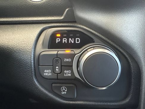 New 2026 RAM 1500 Express AWD/4WD image 22