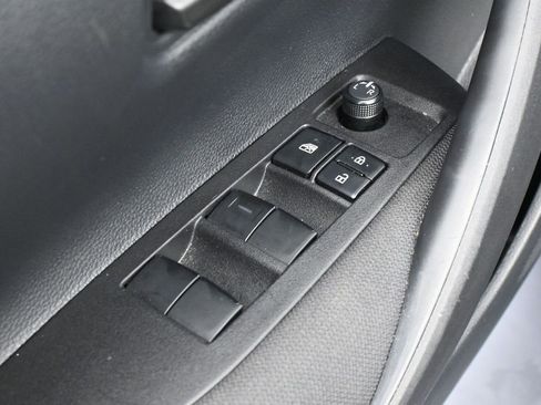 Used 2025 Toyota Corolla LE FWD image 13
