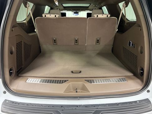 New 2026 GMC Yukon XL Denali image 10