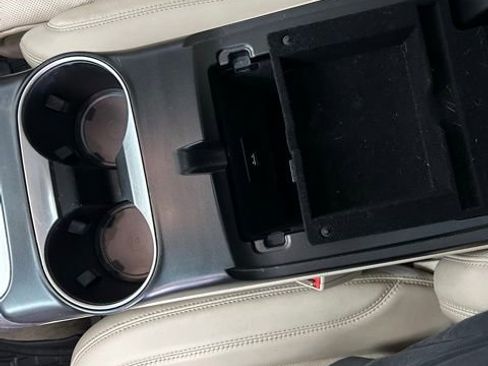 Used 2017 Lincoln MKX Reserve w/ Driver Assistance Package image 22