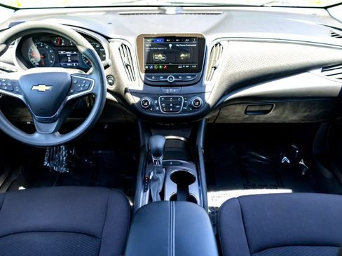 Used 2023 Chevrolet Malibu LT FWD image 21
