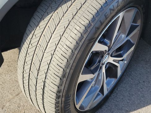 Certified 2023 Acura MDX SH-AWD w/ Technology Package image 12