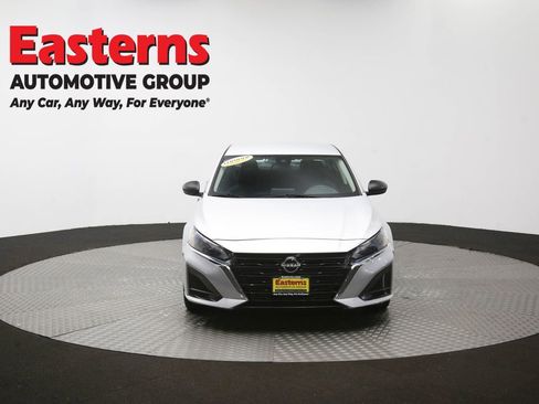 Used 2024 Nissan Altima 2.5 SV FWD image 52