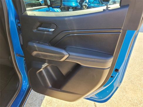 Used 2023 Chevrolet Colorado LT w/ LT Convenience Package image 10