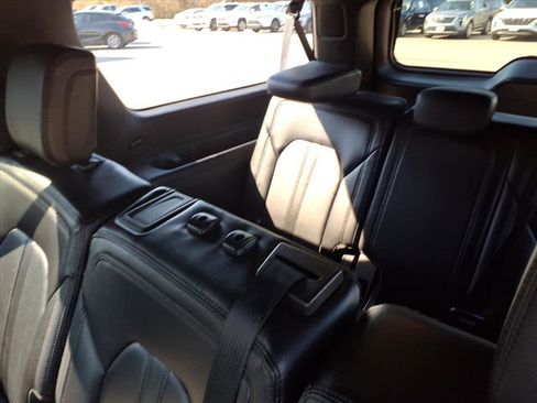 Used 2021 Ford Expedition Max Limited image 10
