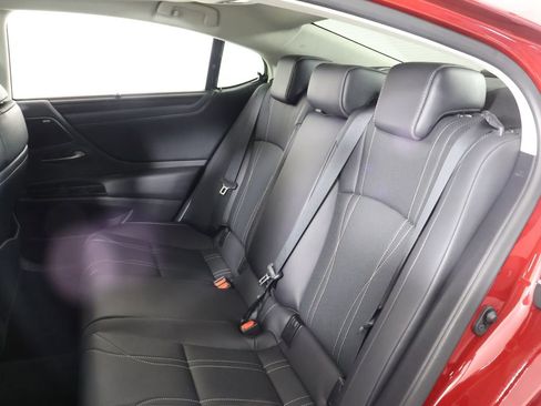 Certified 2022 Lexus ES 350 Ultra Luxury image 10