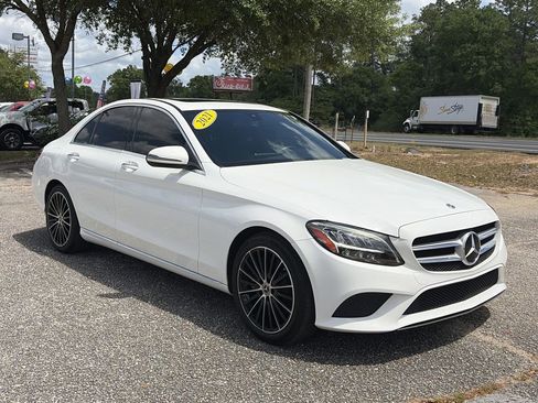 Used 2021 Mercedes-Benz C 300 Sedan w/ Premium Package image 9