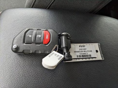 Certified 2025 Jeep Wrangler Unlimited Sport S 4xe image 34