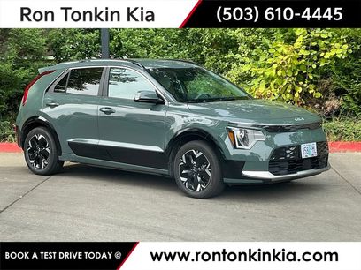 Used 2023 Kia Niro Wind w/ Wind Preserve Package