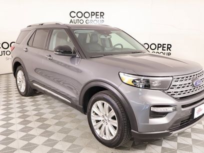 Used 2023 Ford Explorer Limited w/ Limited Technology Package