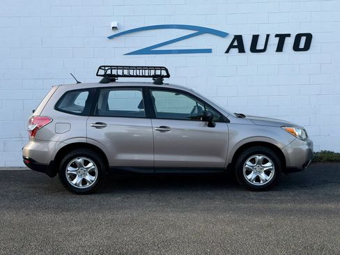 Used 2014 Subaru Forester 2.5i AWD/4WD image 6