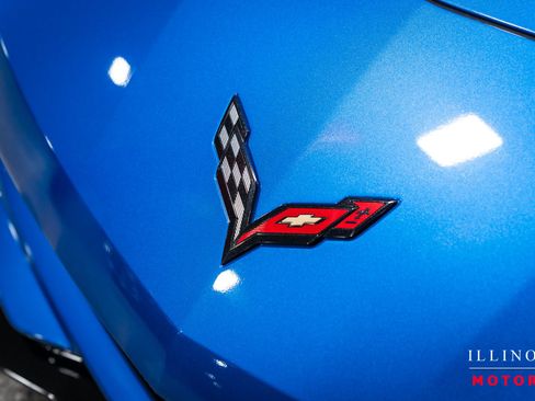 Used 2015 Chevrolet Corvette Z06 w/ 3LZ Preferred Equipment Group RWD image 13