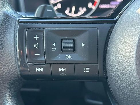 Used 2021 Nissan Rogue SV image 28