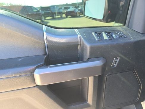 Used 2020 Ford F150 XLT w/ Equipment Group 302A Luxury image 10