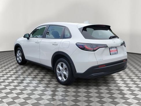 Used 2025 Honda HR-V LX image 4
