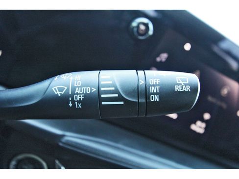 Used 2025 Buick Encore GX Avenir w/ Avenir Technology Package image 21