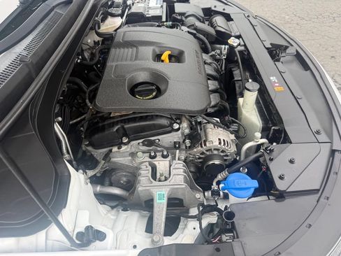 Used 2020 Hyundai Elantra SE w/ Cargo Package (C1) FWD image 22