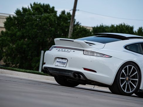 Used 2013 Porsche 911 Carrera 4S AWD/4WD image 34