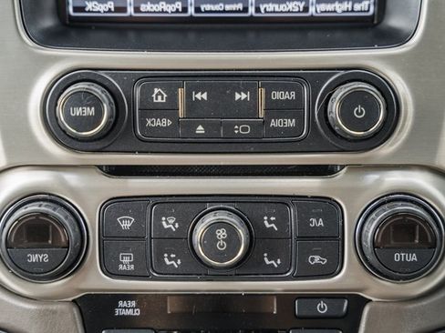 Used 2018 GMC Yukon Denali image 25