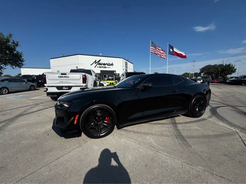 Used 2018 Chevrolet Camaro ZL1 RWD image 1