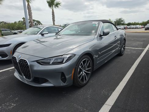 Used 2025 BMW 430i Convertible w/ Premium Package RWD image 5