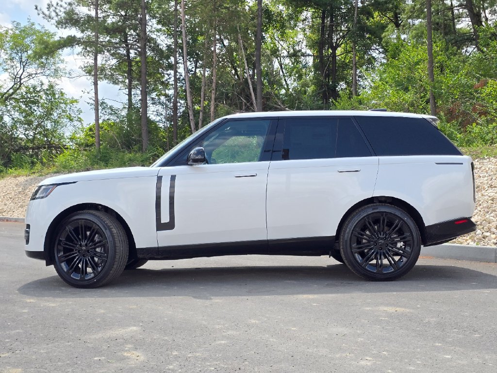 New 2026 Land Rover Range Rover SE AWD/4WD image 3